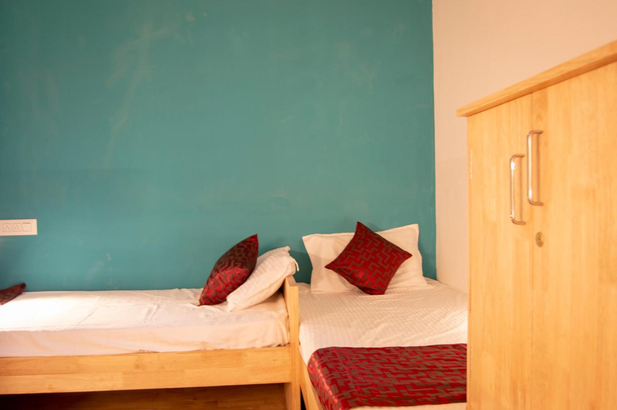 Roambay Hostel Mysore Ngoại thất bức ảnh